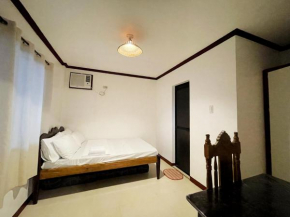 Lara's Guesthouse Siargao